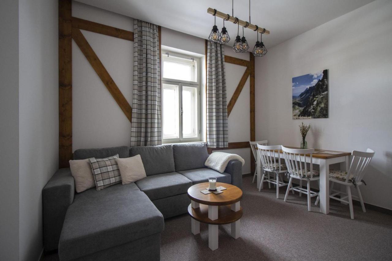 Apartman Srnka S Vyhladom Na Vysoké Tatry エクステリア 写真