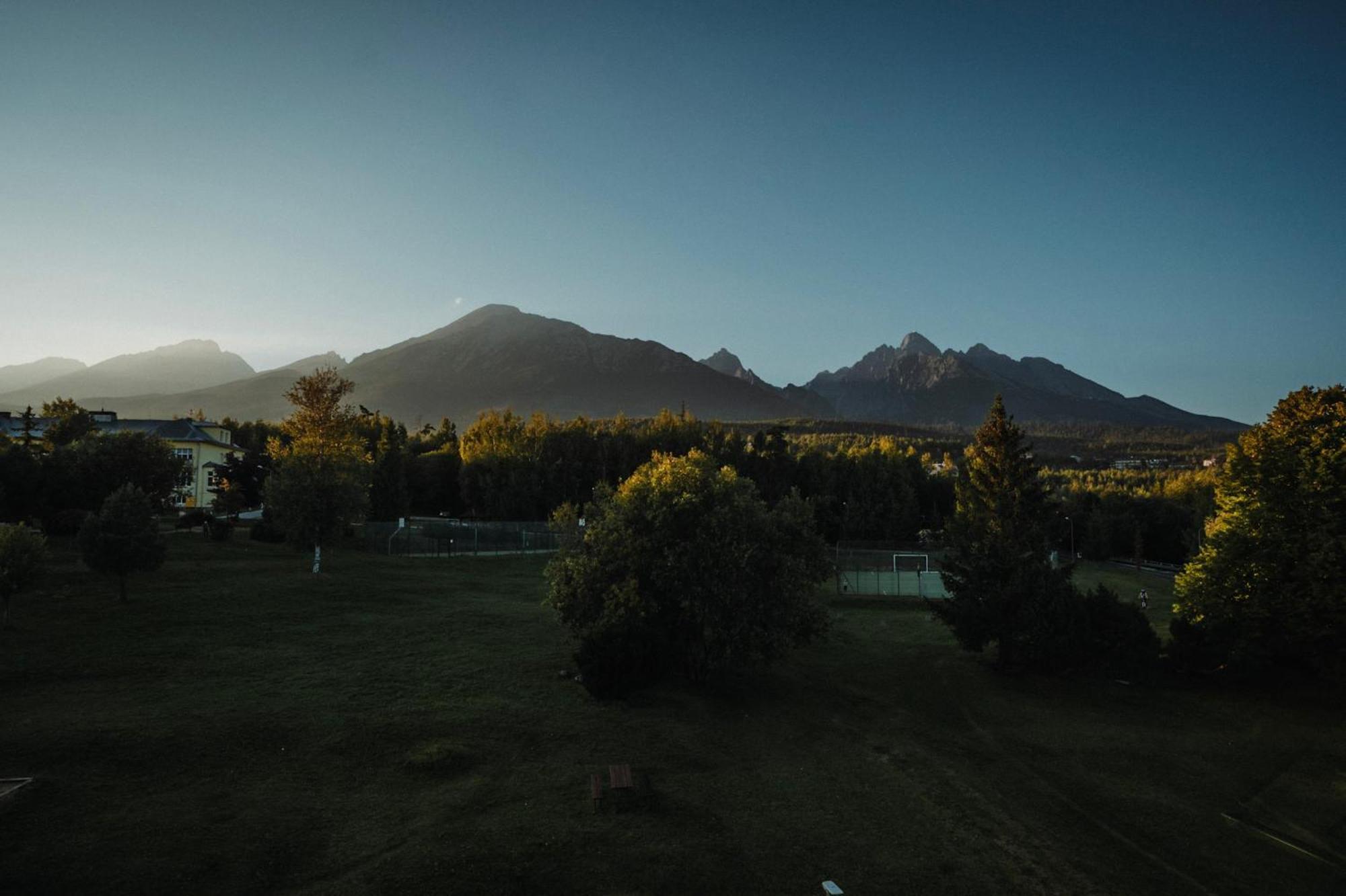 Apartman Srnka S Vyhladom Na Vysoké Tatry エクステリア 写真